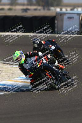 media/Nov-01-2025-TrackDaz (Sat) [[2b4d5192bc]]/A Group/2pm (Turn 6)/